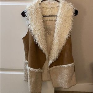 Fashion vest